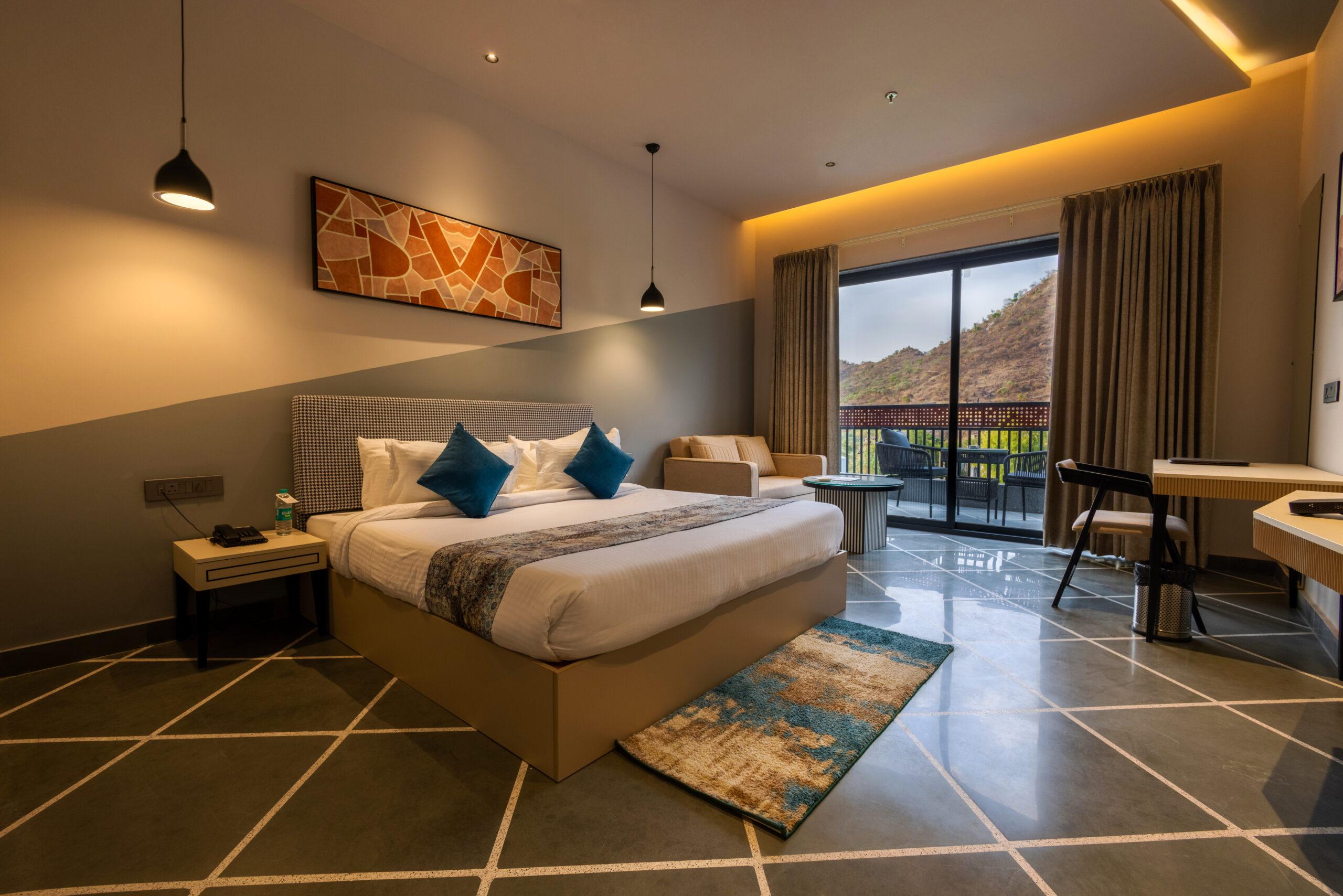Luxury Room With Balcony